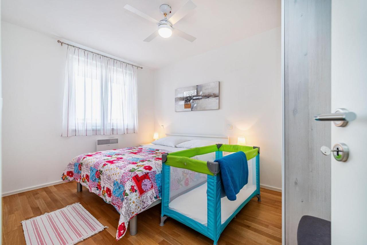 Ap Stella, Center Of Zadar, 2Br, Parking Apartment Екстериор снимка