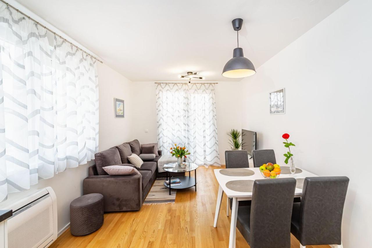 Ap Stella, Center Of Zadar, 2Br, Parking Apartment Екстериор снимка