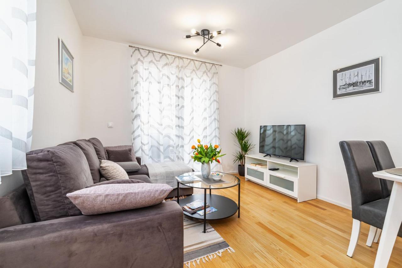 Ap Stella, Center Of Zadar, 2Br, Parking Apartment Екстериор снимка